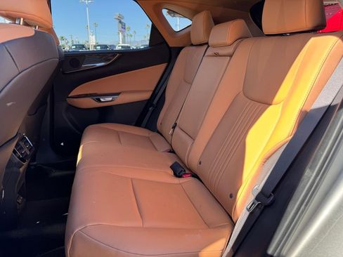 Used 2025 Lexus NX 250 FWD w/ Premium Package image 4