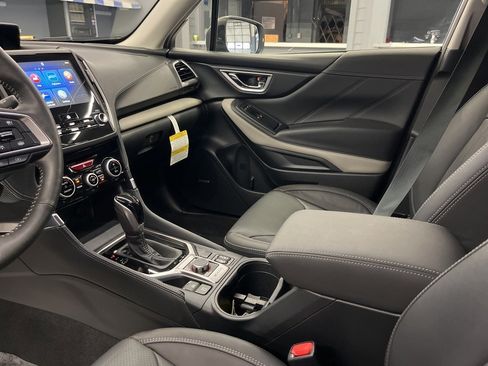 Certified 2024 Subaru Forester Limited image 25