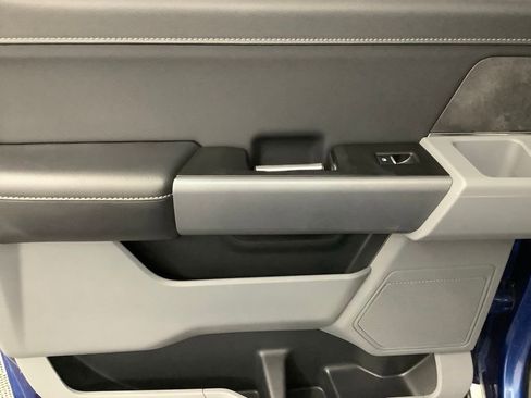 Used 2024 Ford F150 XLT image 5