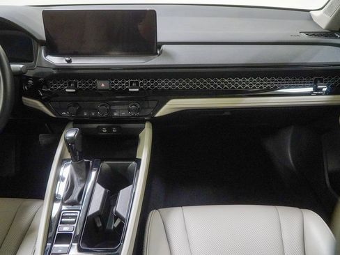 Certified 2023 Honda Accord EX-L image 33