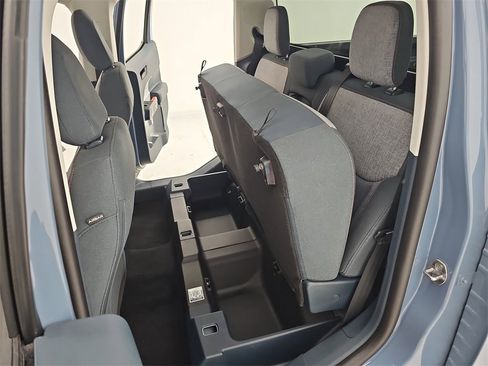 Used 2024 Ford Maverick XLT image 18