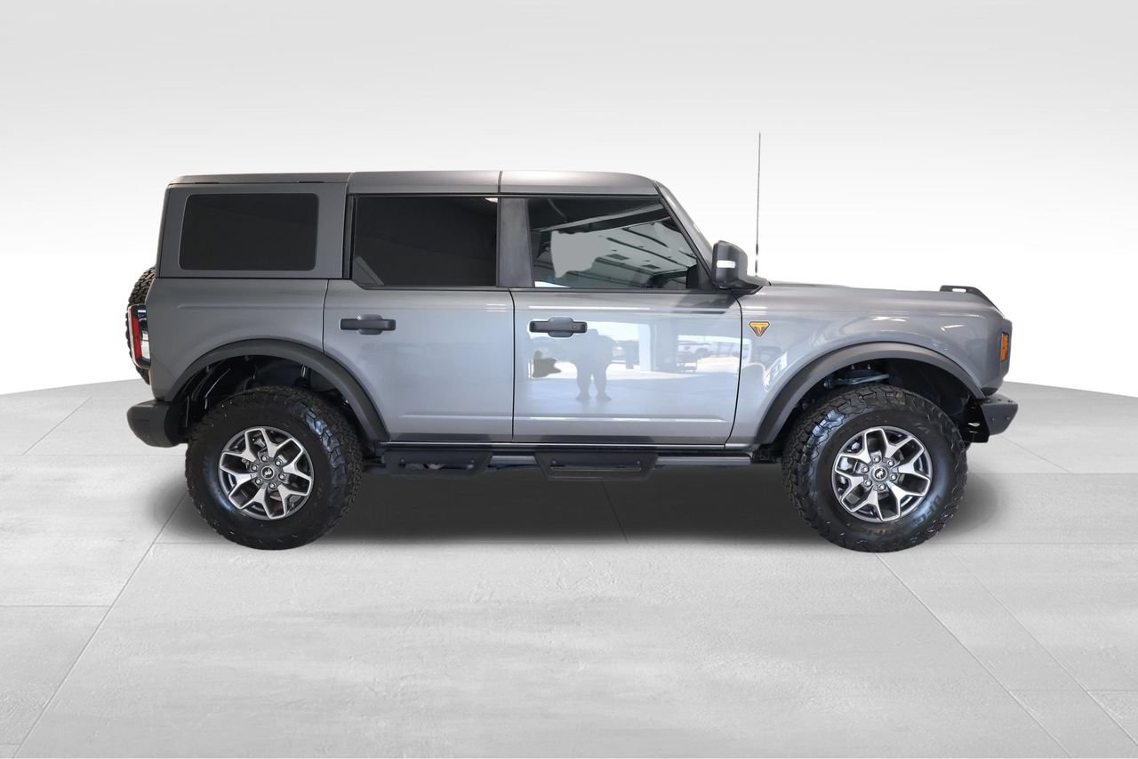 Used 2024 Ford Bronco Badlands AWD/4WD image 5