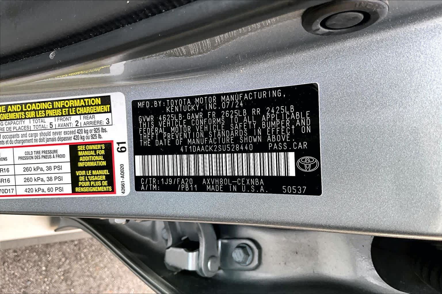 Used 2025 Toyota Camry LE FWD image 34