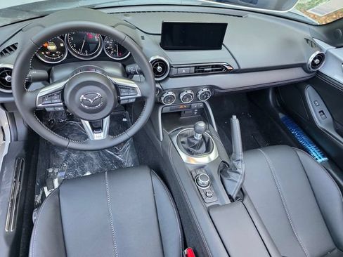 New 2026 MAZDA MX-5 Miata Grand Touring w/ Weather Package RWD image 12