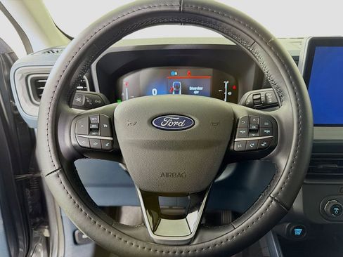 Used 2025 Ford Maverick XLT w/ XLT Luxury Package AWD/4WD image 14