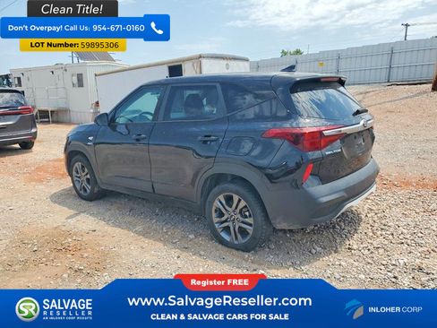 Used 2021 Kia Seltos LX AWD/4WD image 3