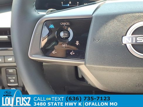 Used 2025 Nissan Murano SL AWD/4WD image 18