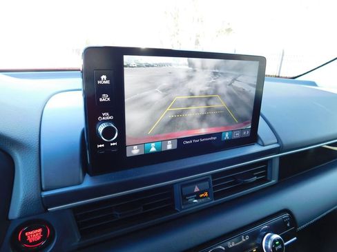 Certified 2025 Honda Pilot EX-L image 7