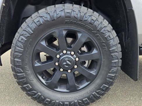 Used 2020 RAM 2500 Laramie image 11