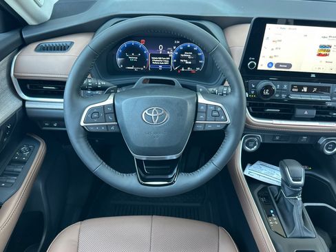 Certified 2026 Toyota Grand Highlander AWD image 14
