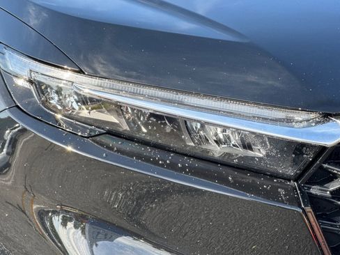 Used 2023 Honda CR-V LX image 10