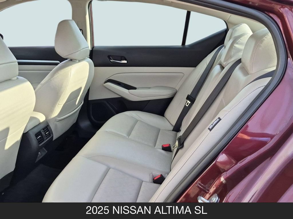 Certified 2025 Nissan Altima 2.5 SL FWD image 17