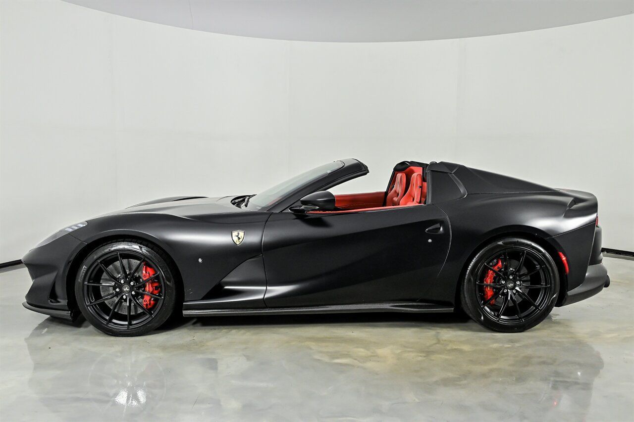 Used 2023 Ferrari 812 GTS RWD image 6