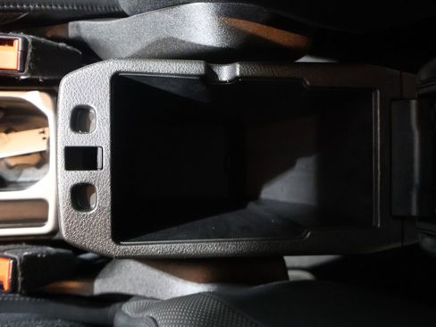 Used 2020 Jeep Renegade Limited image 36