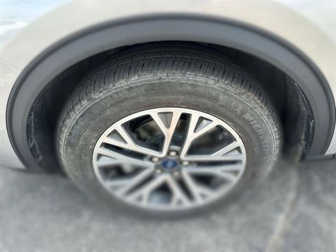 Used 2022 Ford Escape SEL image 41