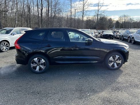 New 2025 Volvo XC60 T8 Plus w/ Climate Package image 4