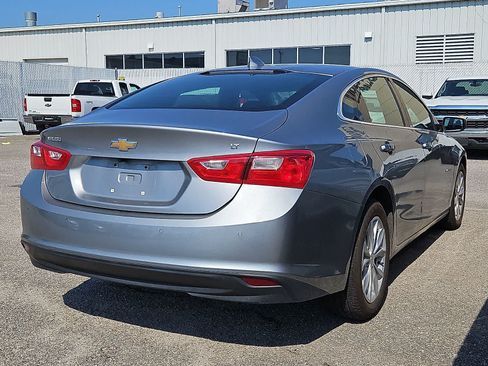 Used 2024 Chevrolet Malibu LT FWD image 3