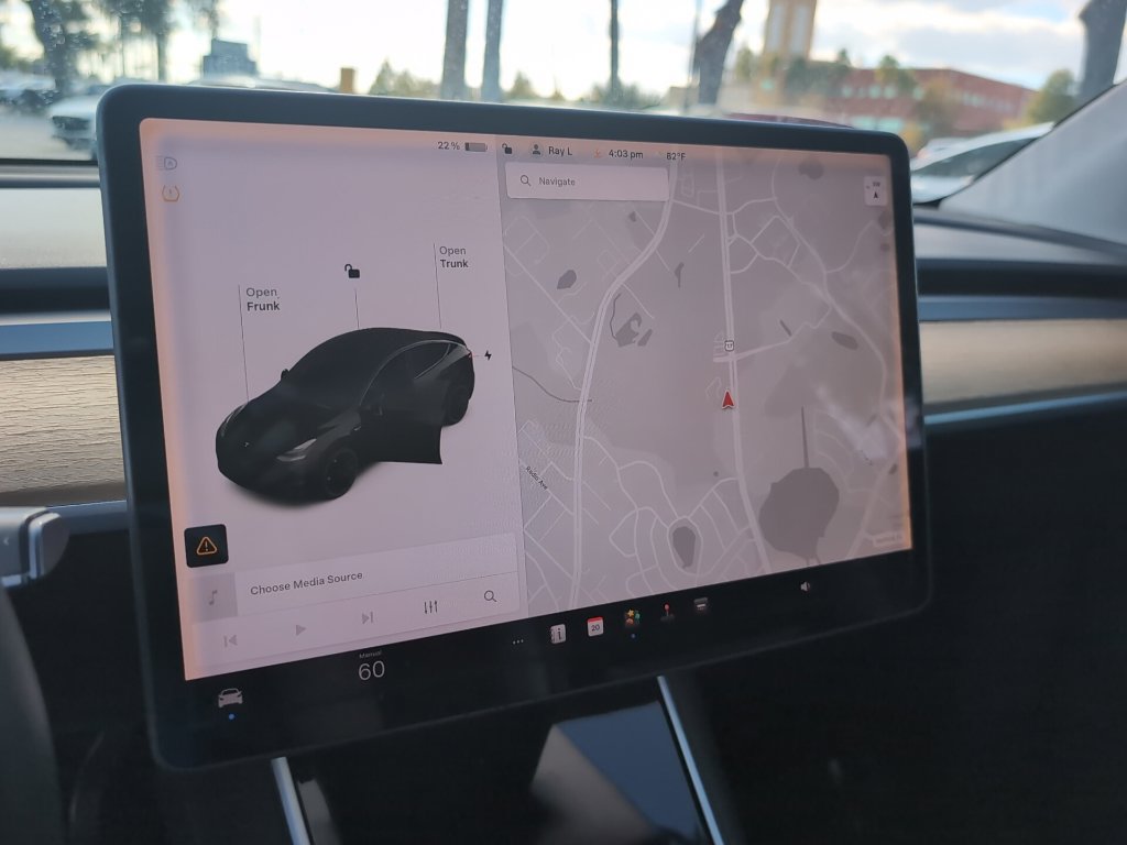 Used 2020 Tesla Model Y Performance AWD/4WD image 12