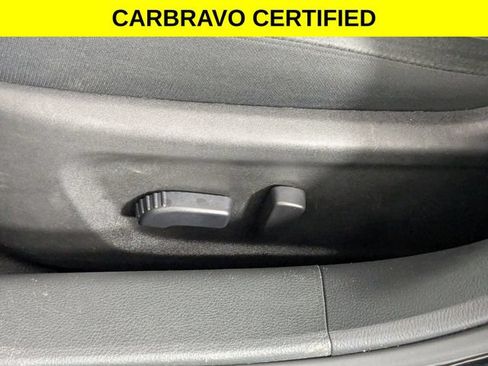 Used 2025 Nissan Altima 2.5 SV FWD image 13