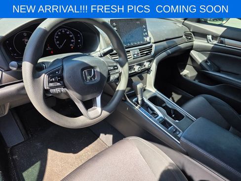 Used 2018 Honda Accord LX image 8
