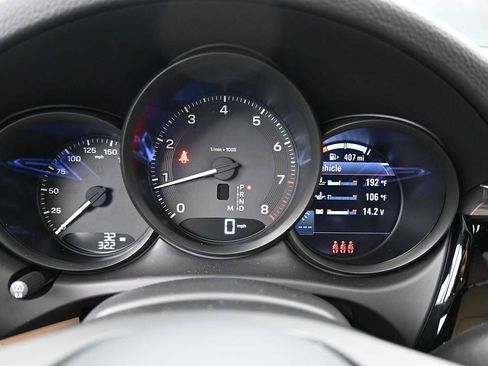 New 2026 Porsche Macan AWD/4WD image 10