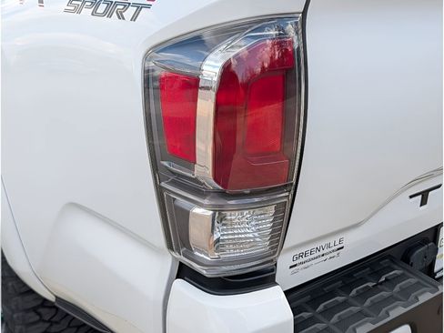 Used 2023 Toyota Tacoma TRD Sport w/ TRD Premium Sport Package image 4