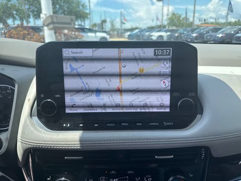 Certified 2022 Nissan Rogue SL w/ SL Premium Package FWD image 29