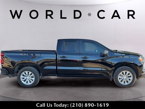 Used 2024 Chevrolet Silverado 1500 Custom image 17