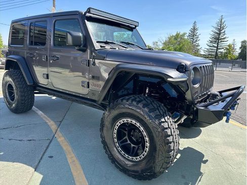 Used 2020 Jeep Wrangler Unlimited Rubicon w/ LED Lighting Group image 6