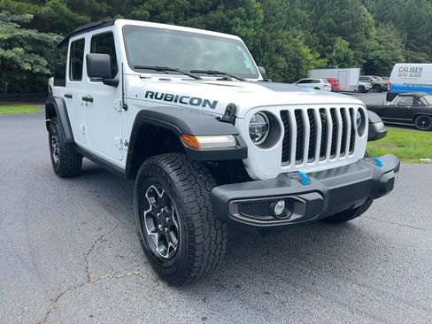 Used 2021 Jeep Wrangler Unlimited Rubicon 4xe w/ Cold Weather Group AWD/4WD image 3