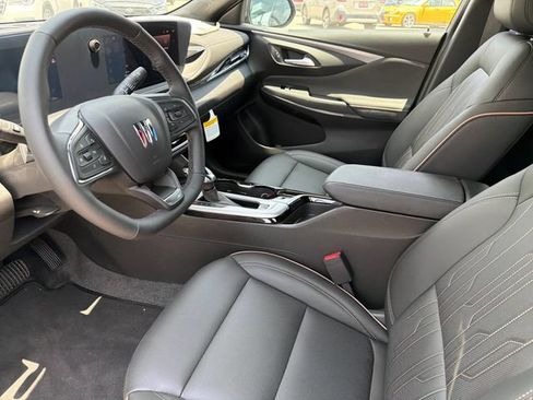 New 2026 Buick Envista Avenir FWD image 18