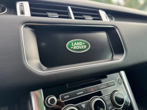 Used 2017 Land Rover Range Rover Sport HSE AWD/4WD image 17