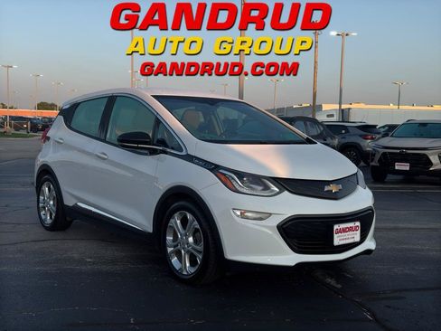 Used 2017 Chevrolet Bolt LT FWD image 1