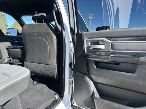 Used 2022 RAM 2500 Big Horn image 10