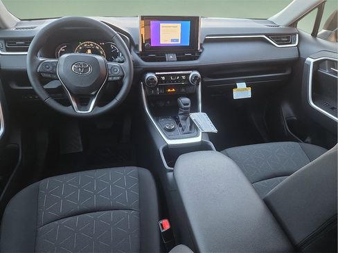 New 2025 Toyota RAV4 XLE image 10