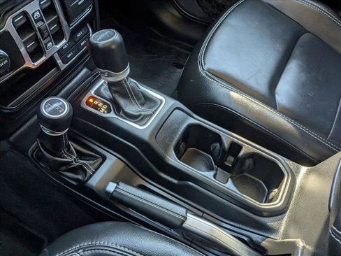 Used 2021 Jeep Gladiator Overland w/ Popular Equipment Package image 14