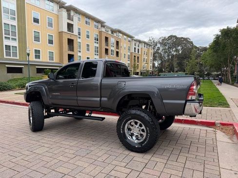 Used 2013 Toyota Tacoma PreRunner w/ TRD Off-Road Pkg RWD image 7