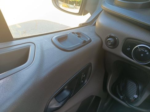 Used 2020 Ford Transit 250 148 High Roof Extended RWD image 18