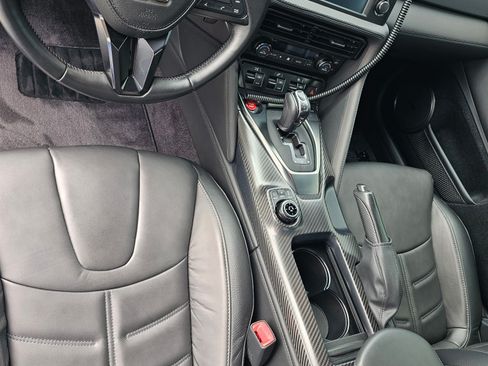 Used 2021 Nissan GT-R Premium AWD/4WD image 9