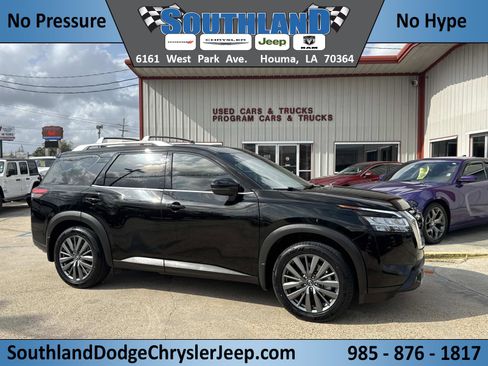 Used 2022 Nissan Pathfinder SL w/ SL Premium Package image 1