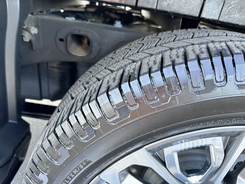 Used 2024 GMC Sierra 1500 Denali Ultimate image 36