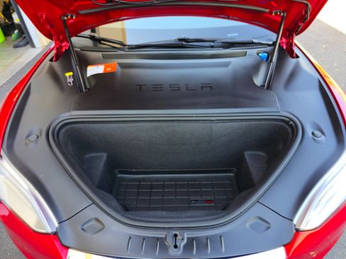 Used 2018 Tesla Model S 75D AWD/4WD image 34