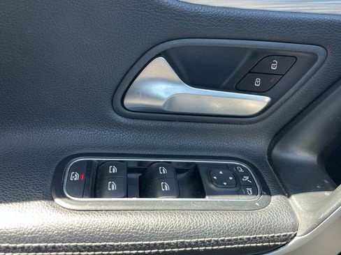 Used 2019 Mercedes-Benz A 220 image 27