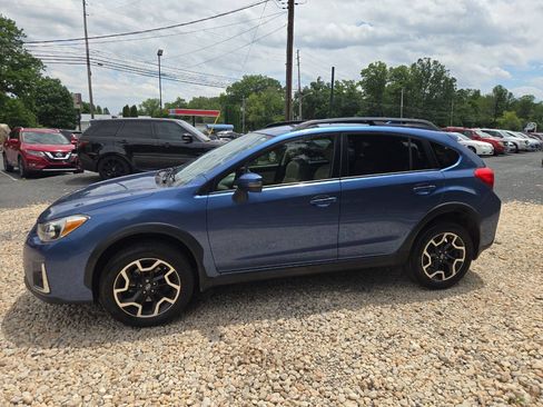 Used 2016 Subaru Crosstrek 2.0i Limited w/ Popular Package #2 AWD/4WD image 4