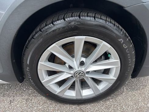 Used 2017 Volkswagen Golf Alltrack SEL AWD/4WD image 13