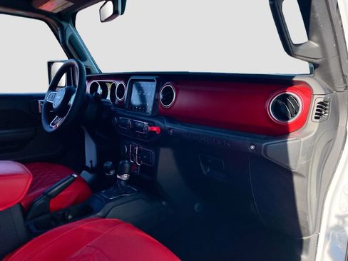 Certified 2023 Jeep Wrangler Rubicon w/ Xtreme 35 Tire Package image 27