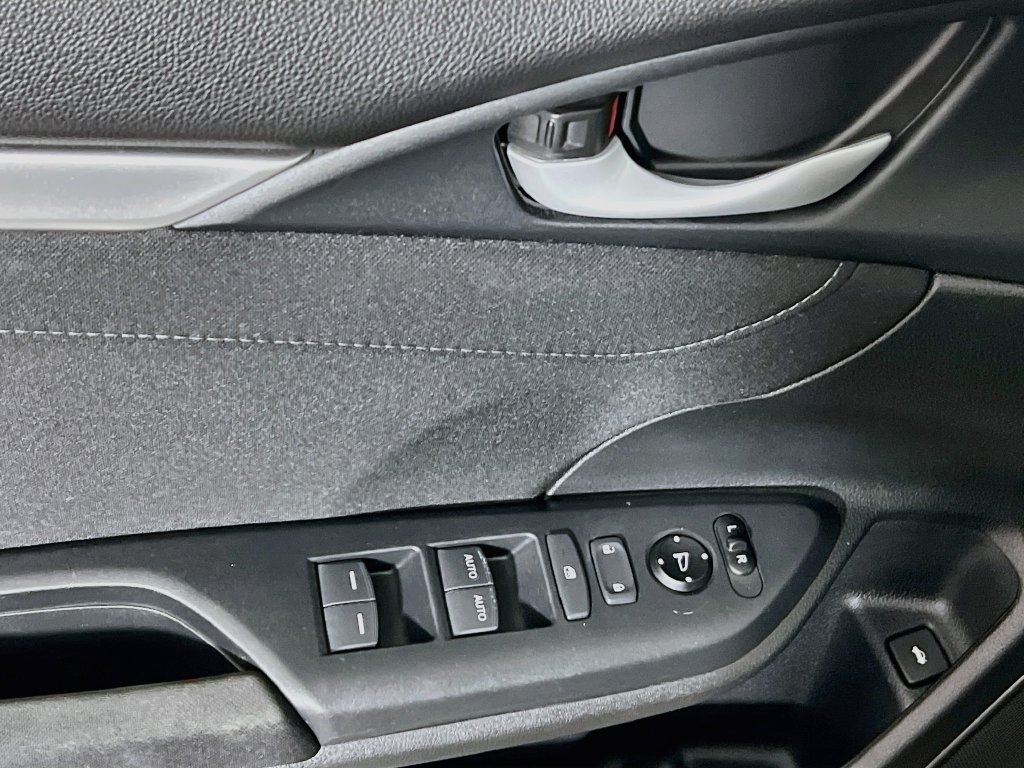 Used 2016 Honda Civic EX image 16