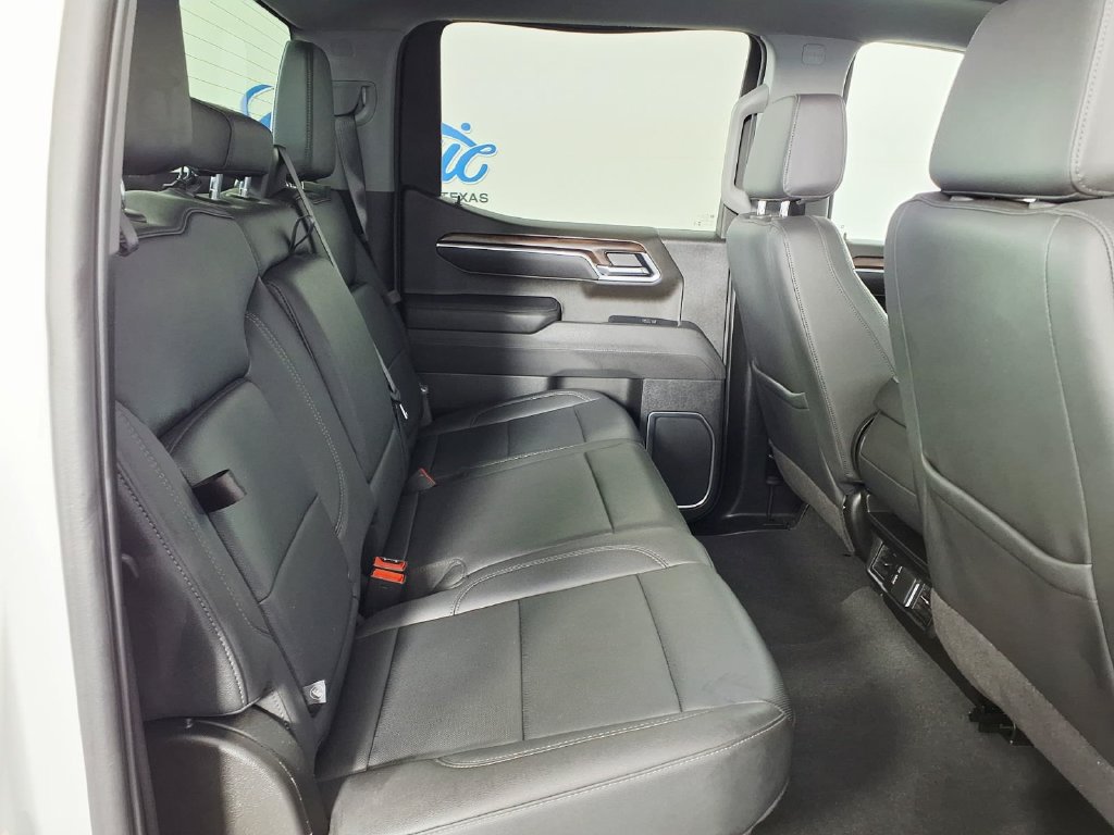 Used 2025 GMC Sierra 1500 SLT AWD/4WD image 11