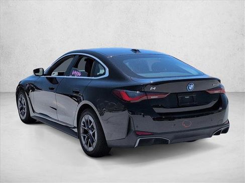 Used 2023 BMW i4 eDrive35 RWD image 7