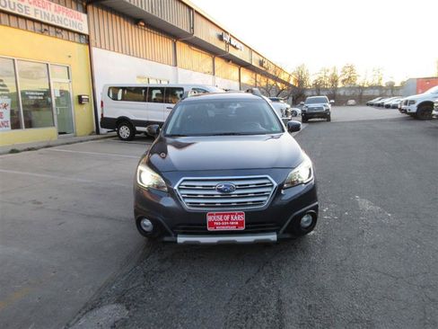 Used 2017 Subaru Outback 2.5i Limited AWD/4WD image 11